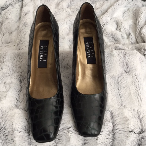 Stuart Weitzman pumps - Picture 1 of 3
